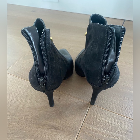 Saks Fifth Avenue leather booties, black size 5.5 - Picture 2 of 10